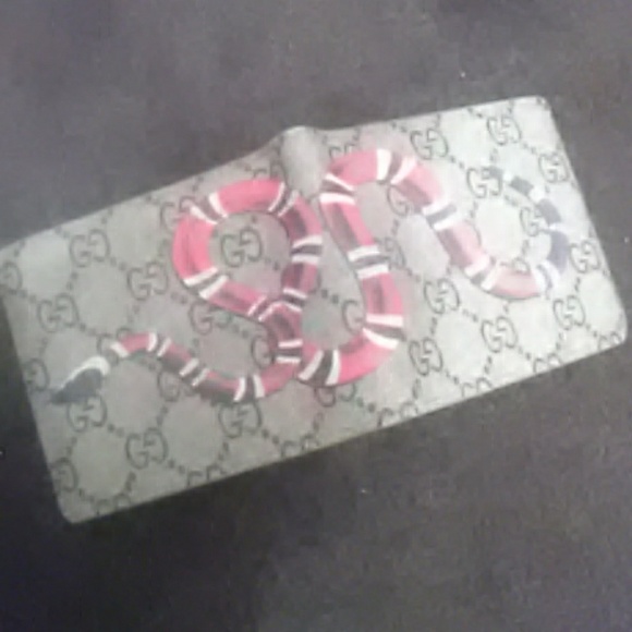 Gucci Wallet - Picture 1 of 1